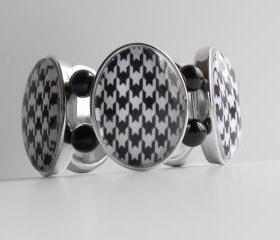 Houndstooth Pattern Bracelet